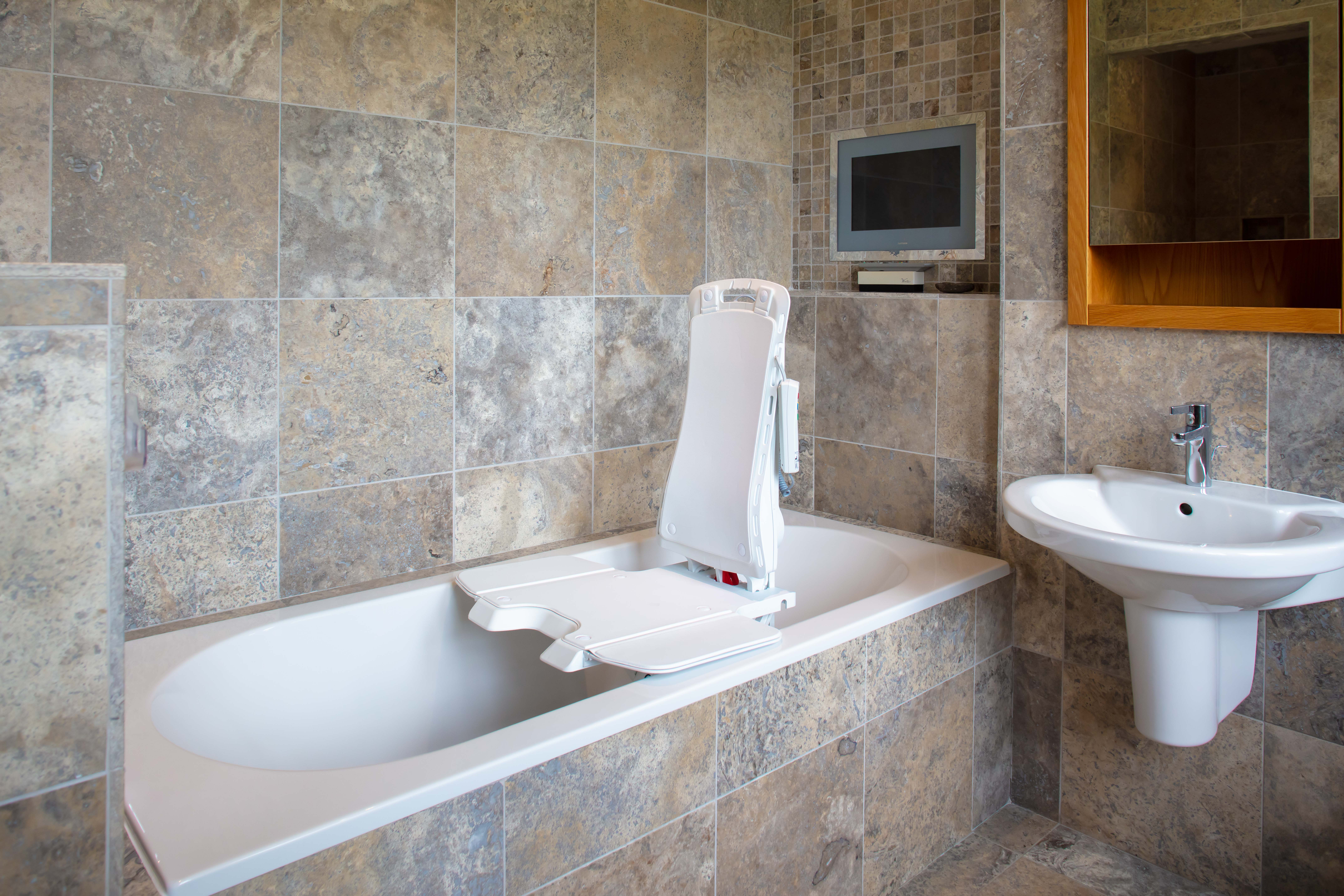 Rising sales bath seat